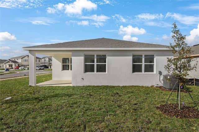 4056 BANNOCK AVENUE, Tavares, FL 32778