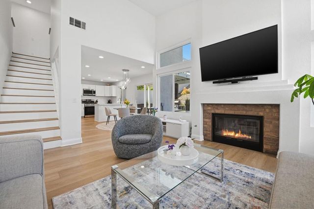 2323 Brookhaven Pass, Vista, CA 92081