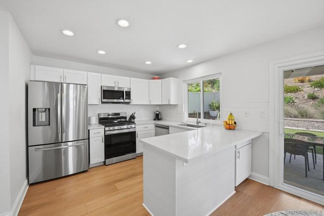 2323 Brookhaven Pass, Vista, CA 92081