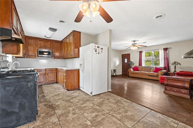 1010 A Street, Barling, AR 72923