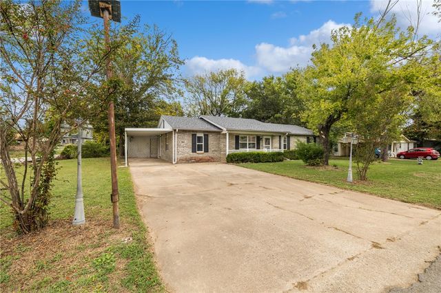 1010 A Street, Barling, AR 72923