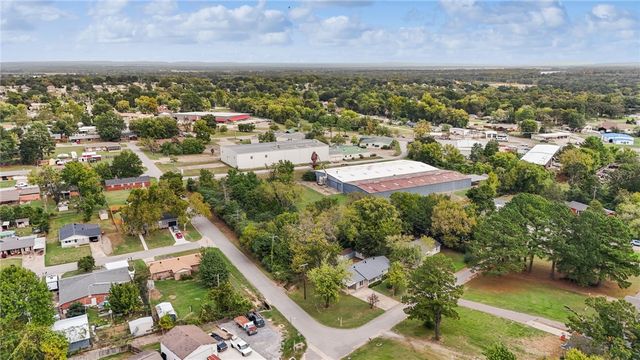 1010 A Street, Barling, AR 72923
