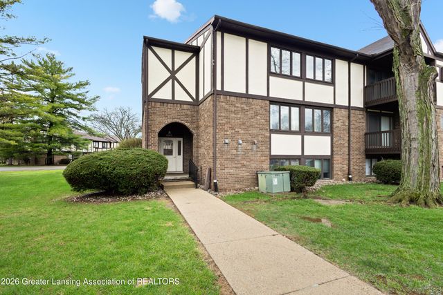 6165 E Innkeepers Court 76, East Lansing, MI 48823