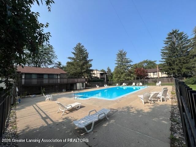 6165 E Innkeepers Court 76, East Lansing, MI 48823