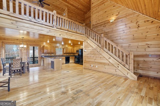 648 Stuart Mountain Road, Mineral Bluff, GA 30559