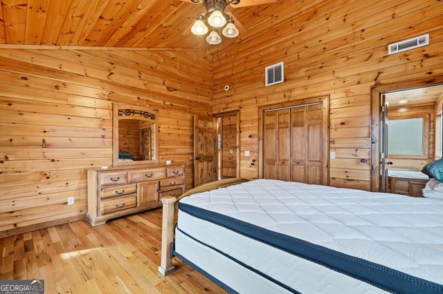 648 Stuart Mountain Road, Mineral Bluff, GA 30559