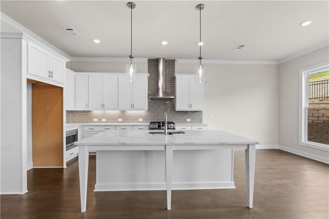 649 Summitt Hill Way, Cumming, GA 30040