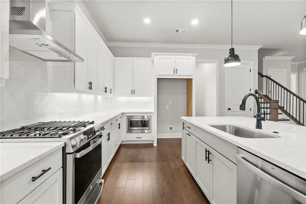 649 Summitt Hill Way, Cumming, GA 30040