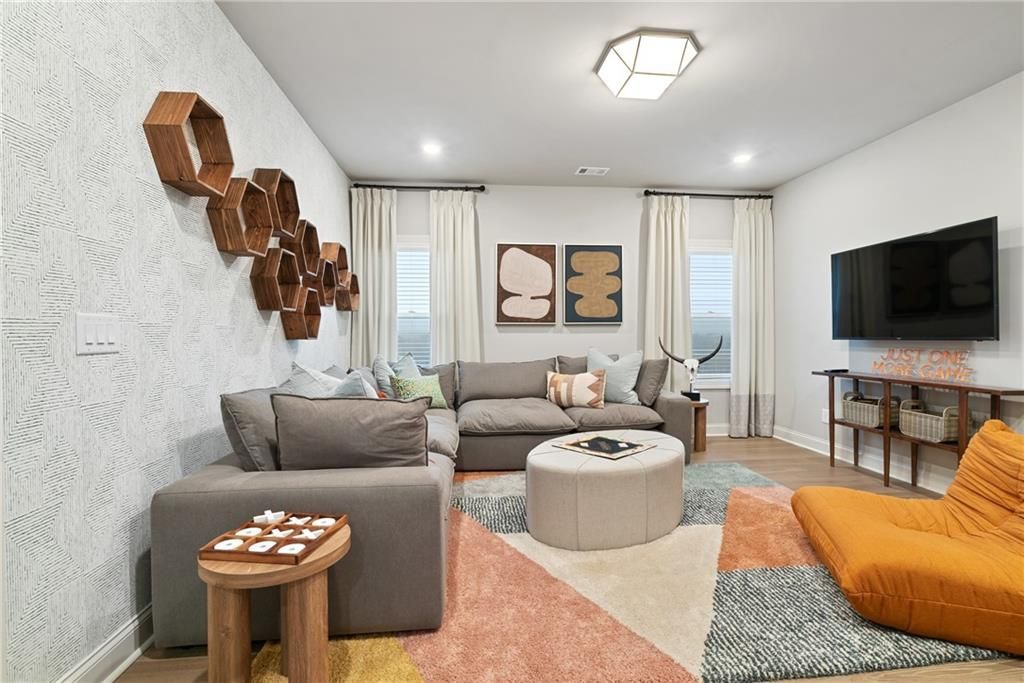 Image 17 of property listing at 649 Summitt Hill Way, Cumming, GA 30040