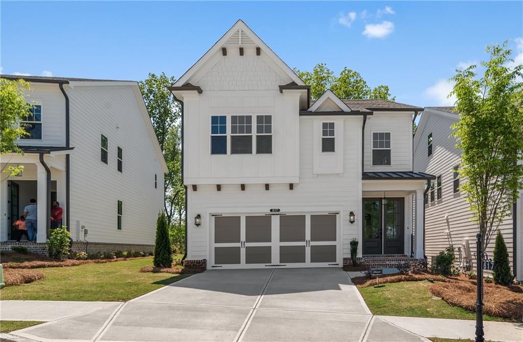 Image 2 of property listing at 649 Summitt Hill Way, Cumming, GA 30040