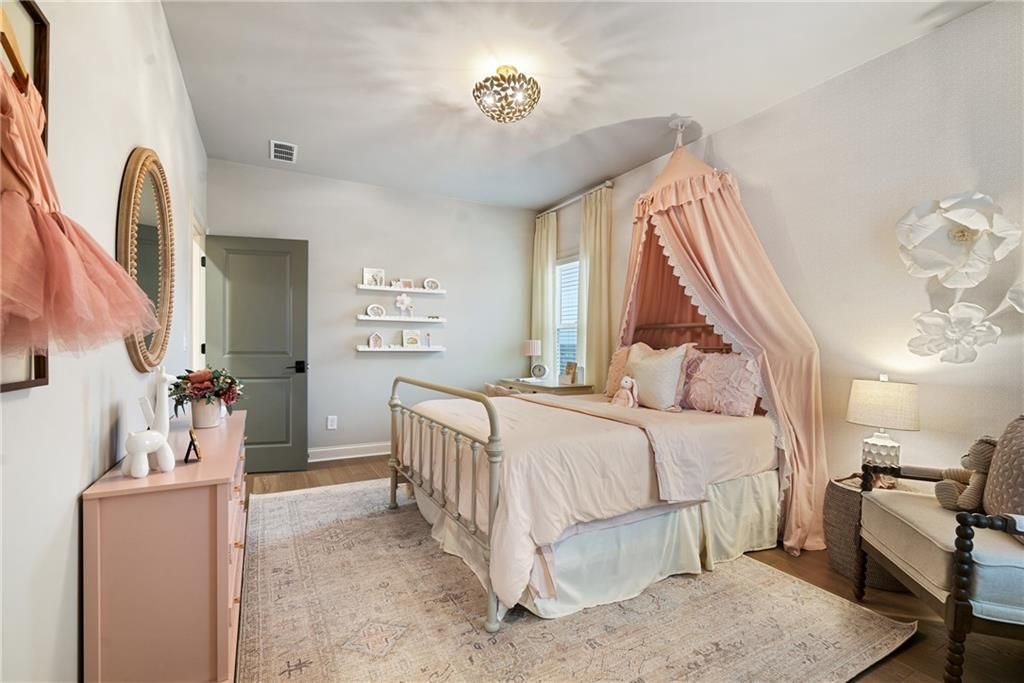 Image 30 of property listing at 649 Summitt Hill Way, Cumming, GA 30040