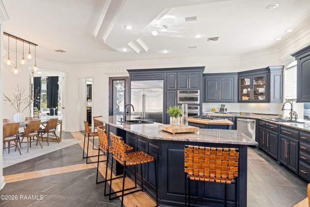 504 W Bayou Parkway, Lafayette, LA 70503