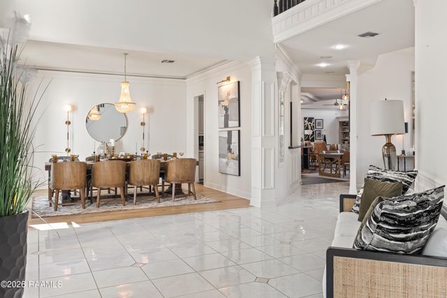 504 W Bayou Parkway, Lafayette, LA 70503