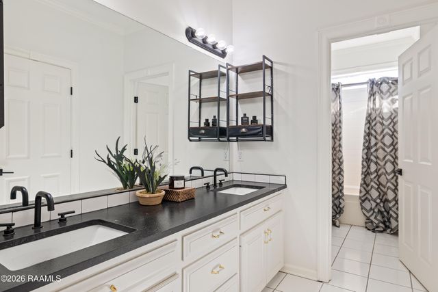 504 W Bayou Parkway, Lafayette, LA 70503