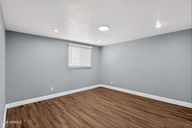 5740 N 42nd Avenue, Phoenix, AZ 85019