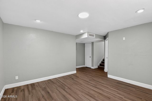 5740 N 42nd Avenue, Phoenix, AZ 85019