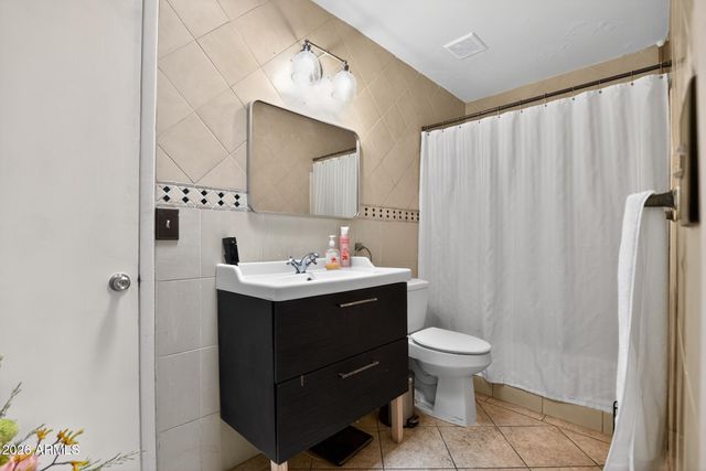 5740 N 42nd Avenue, Phoenix, AZ 85019