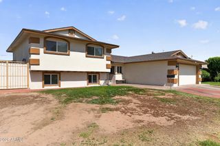 5740 N 42nd Avenue, Phoenix, AZ 85019