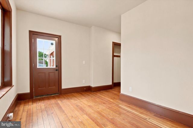 1040 E HIGH ST, Pottstown, PA 19464