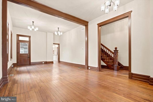 1040 E HIGH ST, Pottstown, PA 19464
