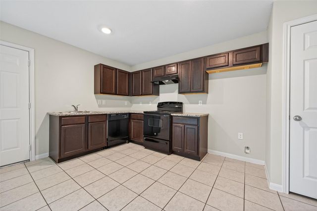 14774 Bowie Lane, Willis, TX 77378
