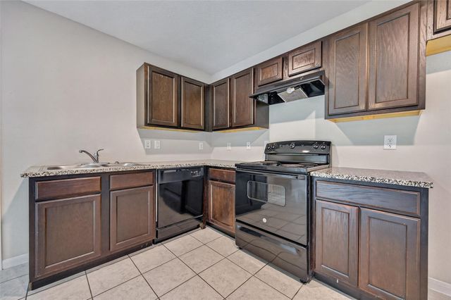 14774 Bowie Lane, Willis, TX 77378