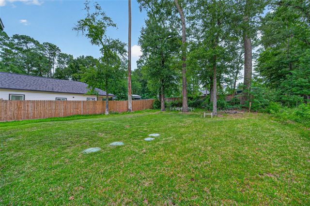 14774 Bowie Lane, Willis, TX 77378