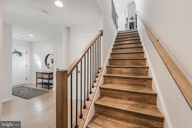 6277 EDSALL RD, Alexandria, VA 22312