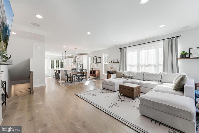 6277 EDSALL RD, Alexandria, VA 22312