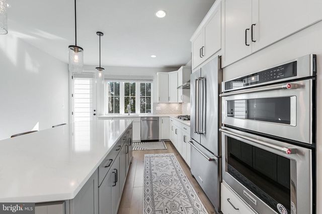 6277 EDSALL RD, Alexandria, VA 22312