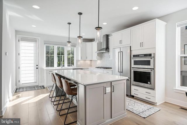 6277 EDSALL RD, Alexandria, VA 22312