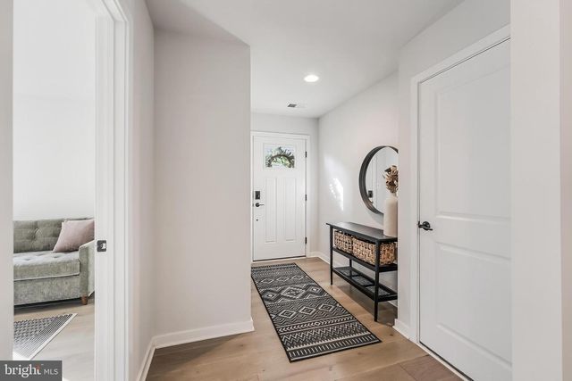 6277 EDSALL RD, Alexandria, VA 22312