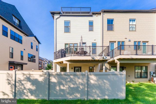 6277 EDSALL RD, Alexandria, VA 22312