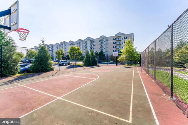 6277 EDSALL RD, Alexandria, VA 22312