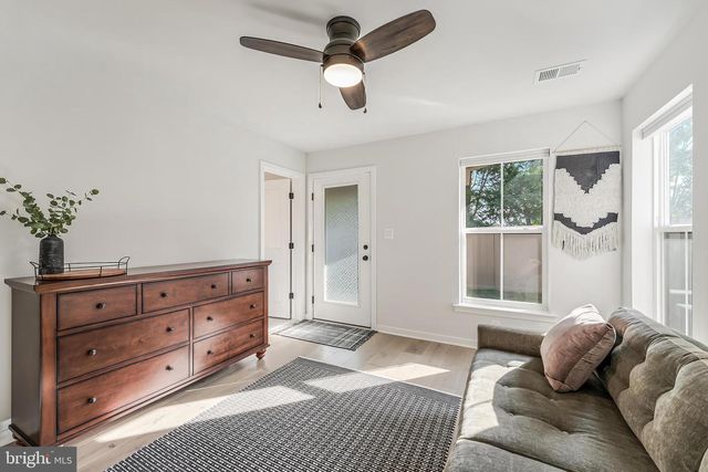 6277 EDSALL RD, Alexandria, VA 22312