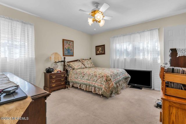 15 Etmore Place, New Providence, NJ 07974