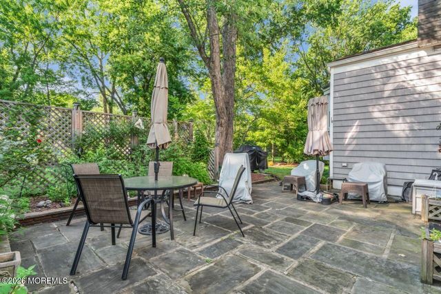 15 Etmore Place, New Providence, NJ 07974