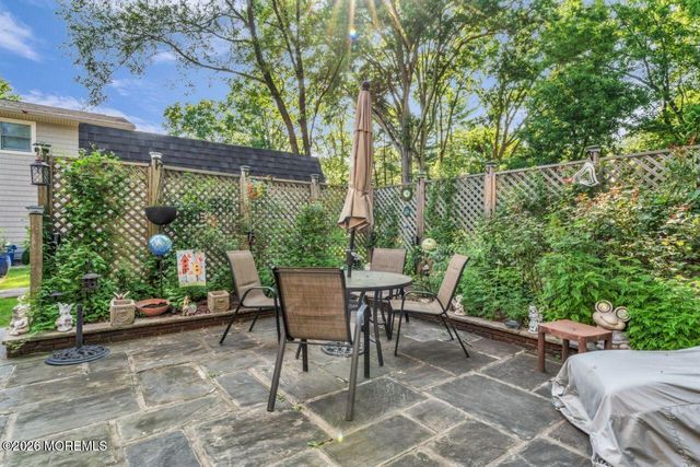 15 Etmore Place, New Providence, NJ 07974