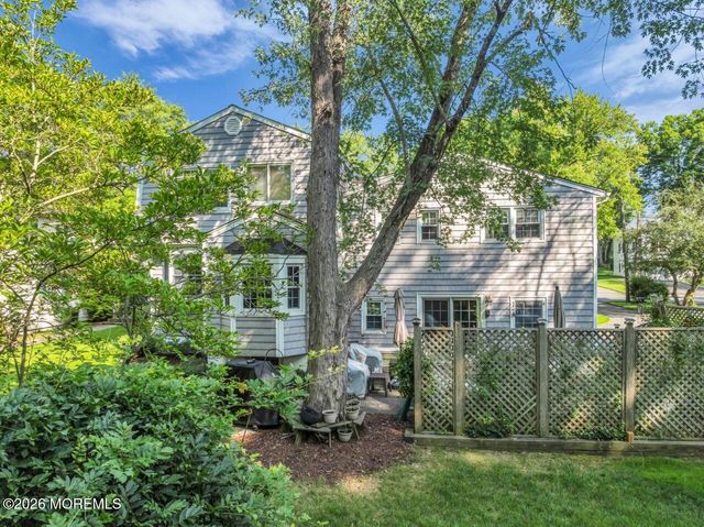 15 Etmore Place, New Providence, NJ 07974