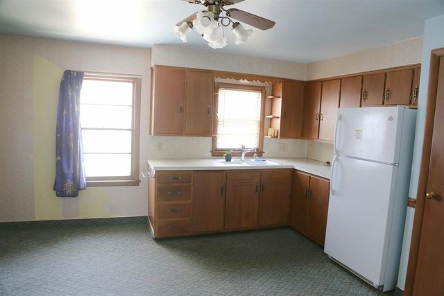 400 E 16TH STREET, Kaukauna, WI 54130