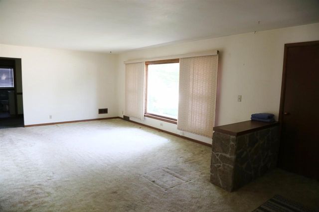 400 E 16TH STREET, Kaukauna, WI 54130