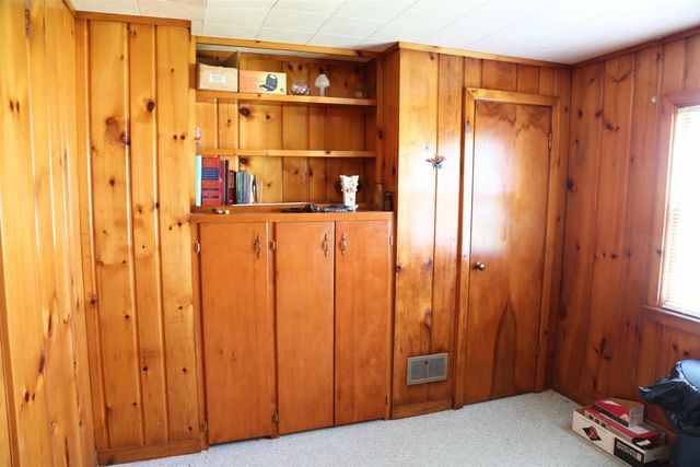 400 E 16TH STREET, Kaukauna, WI 54130