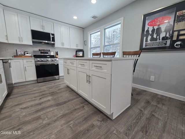 966 Thacher Park Road, Voorheesville, NY 12186