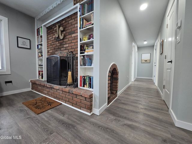 966 Thacher Park Road, Voorheesville, NY 12186