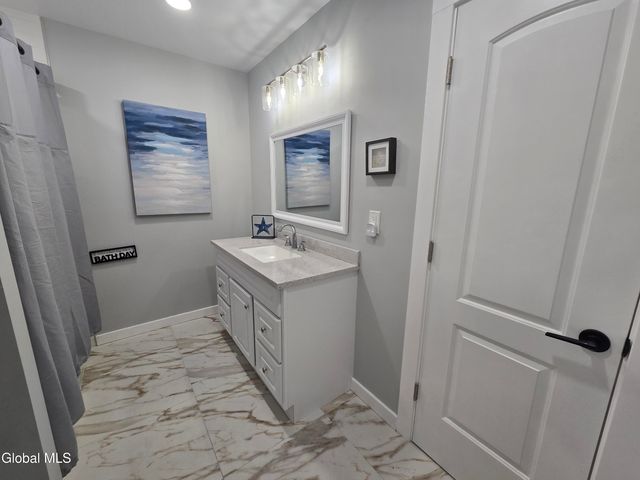 966 Thacher Park Road, Voorheesville, NY 12186