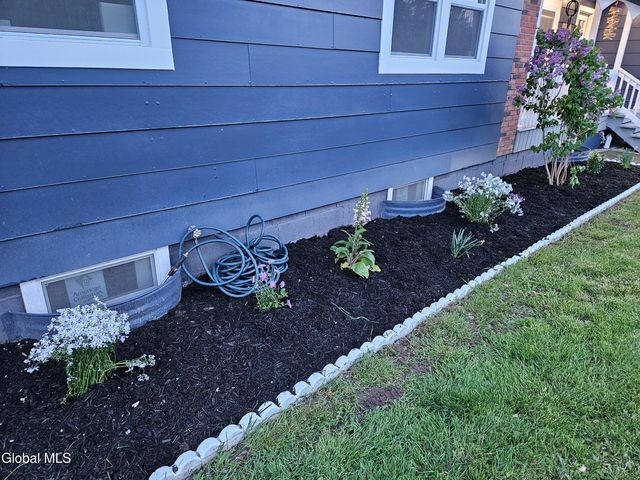 966 Thacher Park Road, Voorheesville, NY 12186