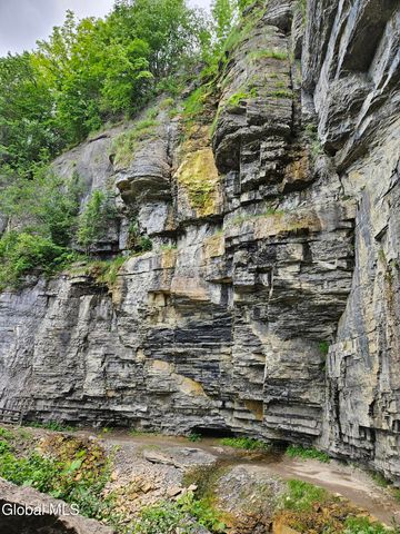 966 Thacher Park Road, Voorheesville, NY 12186