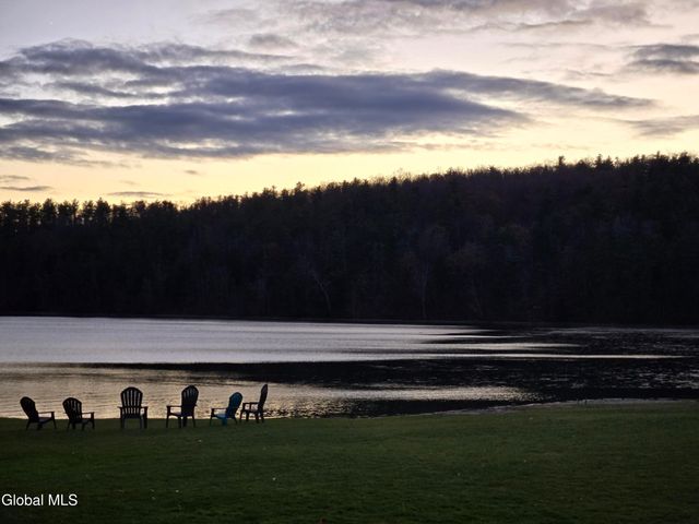 966 Thacher Park Road, Voorheesville, NY 12186