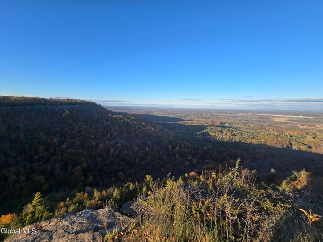 966 Thacher Park Road, Voorheesville, NY 12186