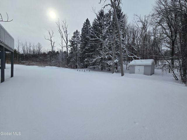 966 Thacher Park Road, Voorheesville, NY 12186